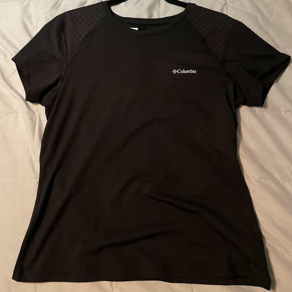 Columbia shirt, new